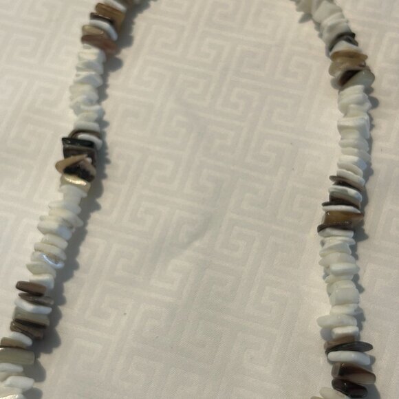 18" Puka Shell Necklace, White, Tan - Picture 5 of 5